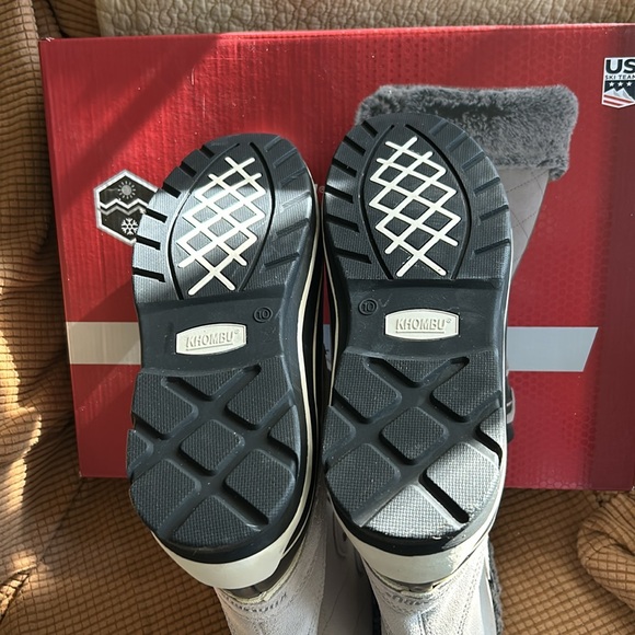 New women’s Khombu Emily tall boot in grey - Picture 4 of 7